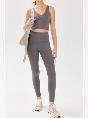 Beyond Yoga Set Soft Umber Heather. Size Small Leggings and Size Medium Top